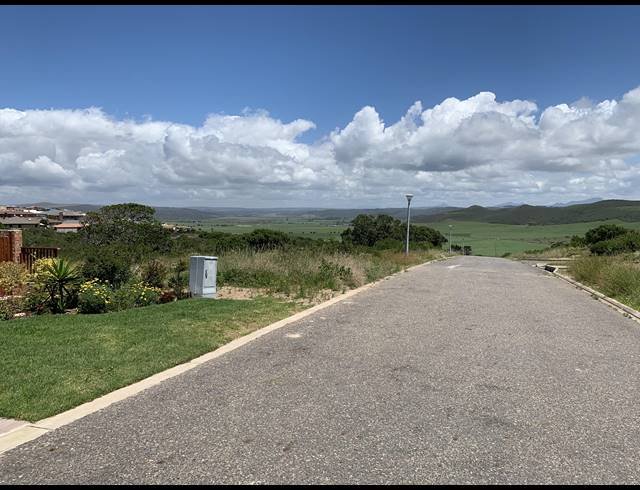 3 BEDROOM GATED ESTATE SOLD IN REEBOK